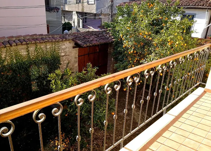 Гостевой дом Castlehouse 3*